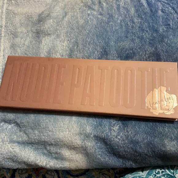 nudie patootie eyeshadow palette - Picture 2 of 2